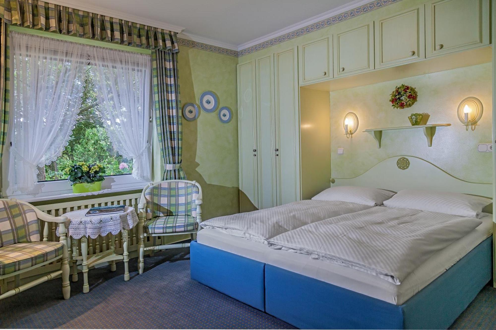 Hotel Wiesbaden Wenningstedt-Braderup Rom bilde