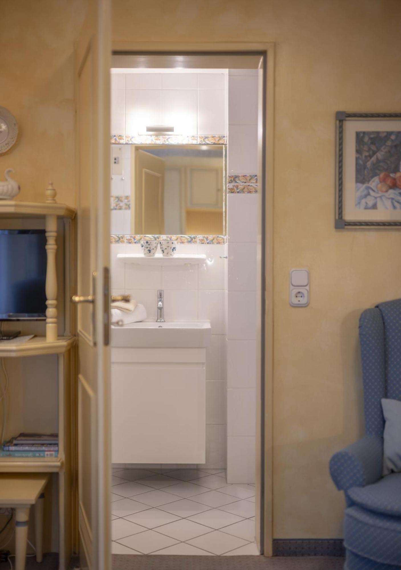 Hotel Wiesbaden Wenningstedt-Braderup Eksteriør bilde